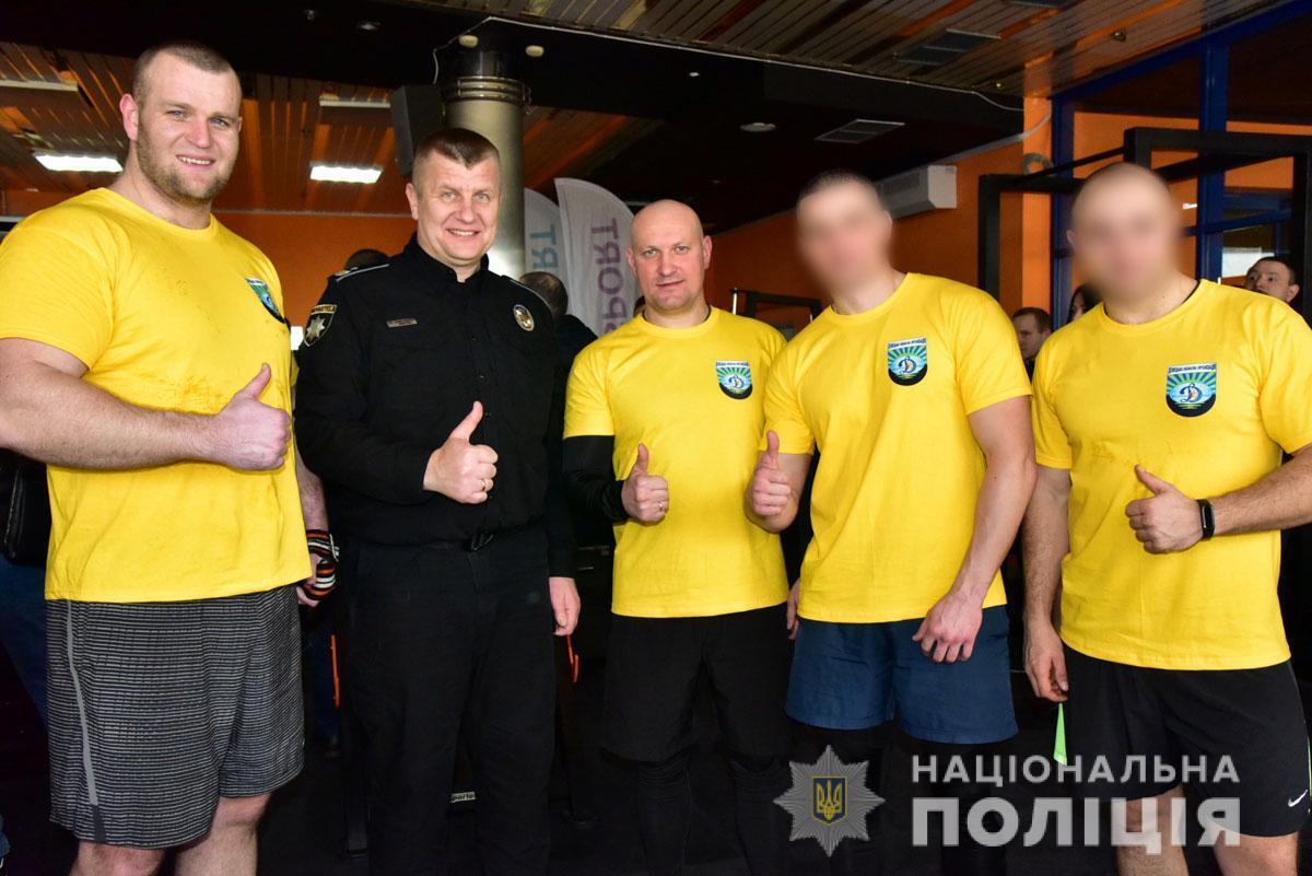 Поліцейські Донеччини стали першими серед силовиків у міжнародному турнирі з командного веслування