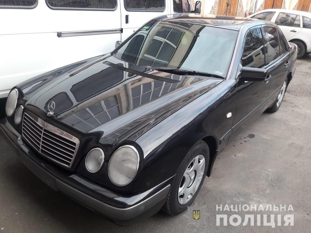 У Львові поліцейські затримали замовника підпалу автомобіля