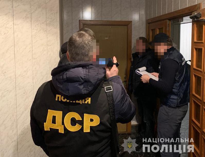 У Києві поліція затримали податківця на хабарі у 20 тисяч гривень
