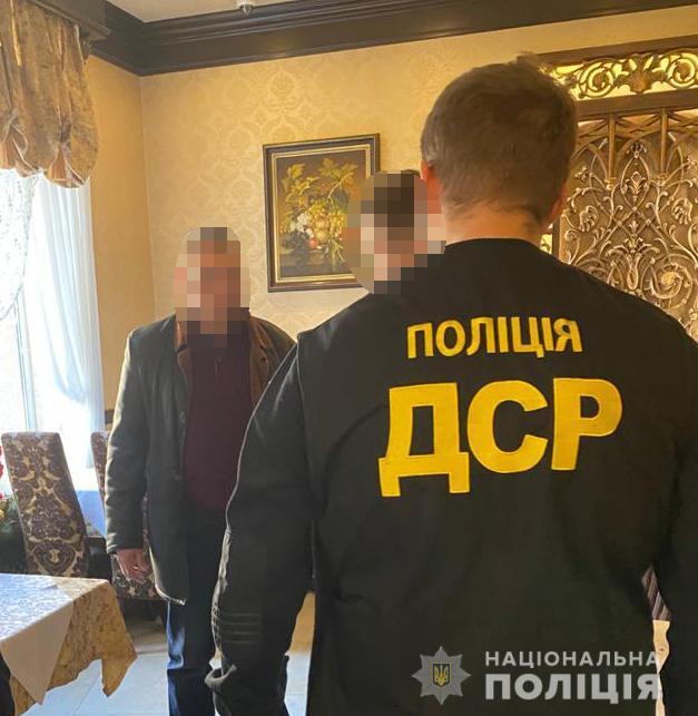 У Львові поліція затримала на хабарі двох посадовців Держпродспоживслужби