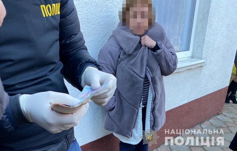 У Львові поліція затримала на хабарі двох посадовців Держпродспоживслужби