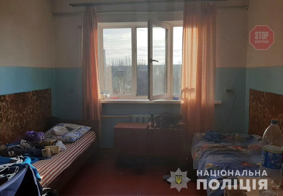 Підліток і дівчина викинулись з вікон на Донеччині (фото)