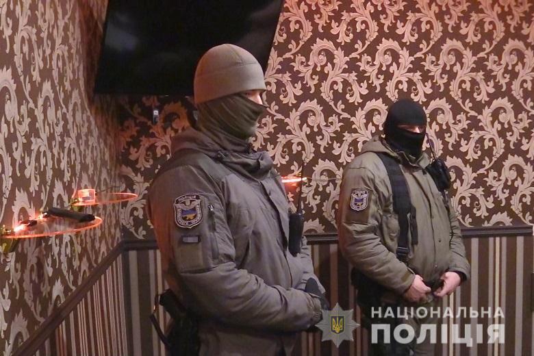 Столичні оперативники викрили діяльність кількох борделів, замаскованих під масажні салони