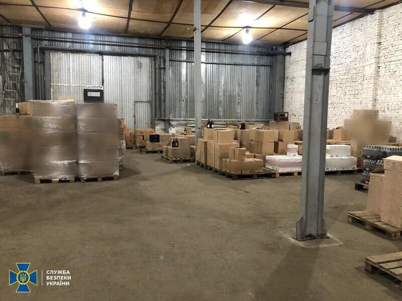 У Рівному СБУ блокувала масштабний збут контрафактного алкоголю