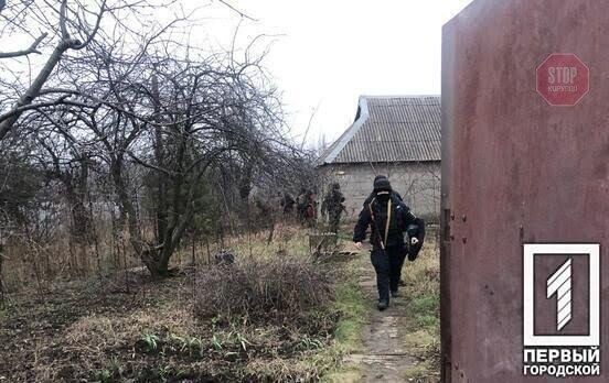 На Дніпропетровщині чоловік на похоронах вбив двох родичів