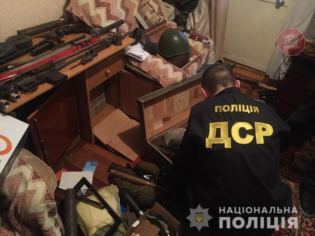 Виробляли боєприпаси та зброю: на Рівненщині викрили підпільний цех (фото)