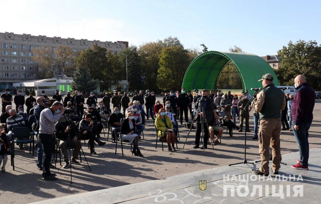 У Слов’янську презентували книгу з хронікою битви за місто під час збройної агресії РФ на сході України