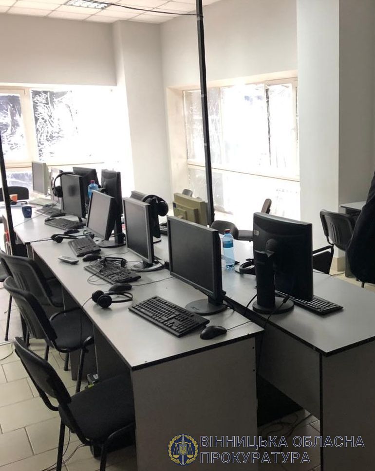 20 тис дол США на день – «заробіток» шахрайських колцентрів, діяльність яких припинено на Вінниччині (ФОТО)