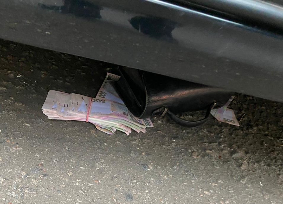 На Сумщині затримано начальника підрозділу «Південної залізниці» під час одержання хабара (ФОТО)
