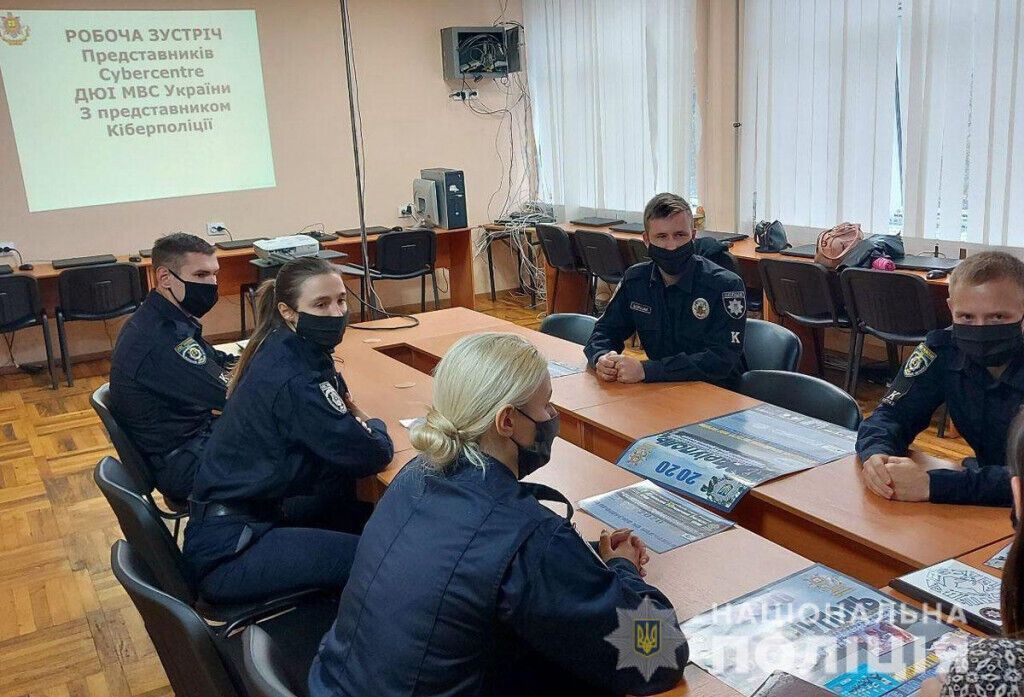 Безпека в мережі: півтори тисячі мешканців Донеччини користуються телеграм-ботом «Cybercentre»