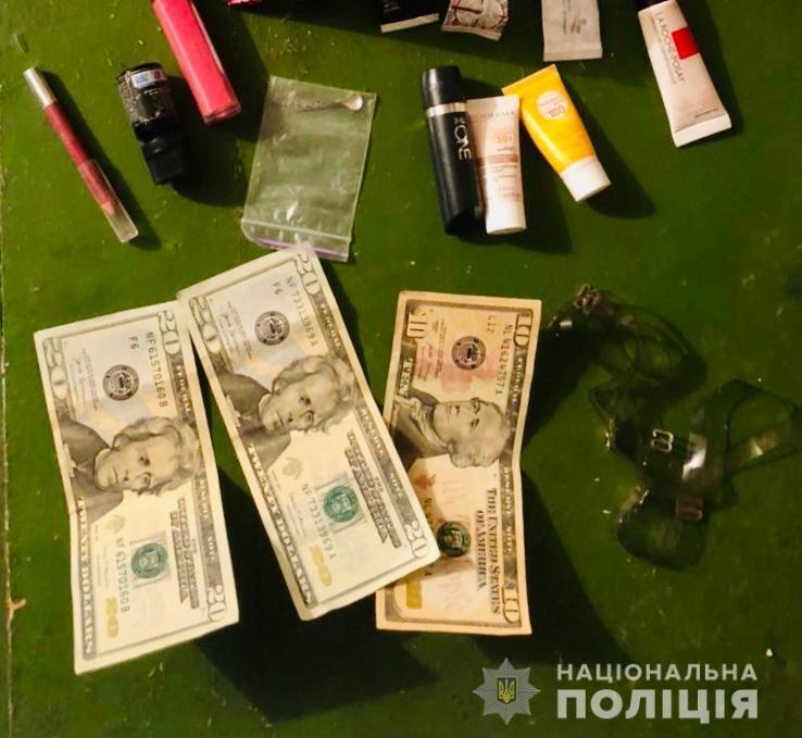 Одеські поліцейські викрили жителя Лиманського району у низці грабежів