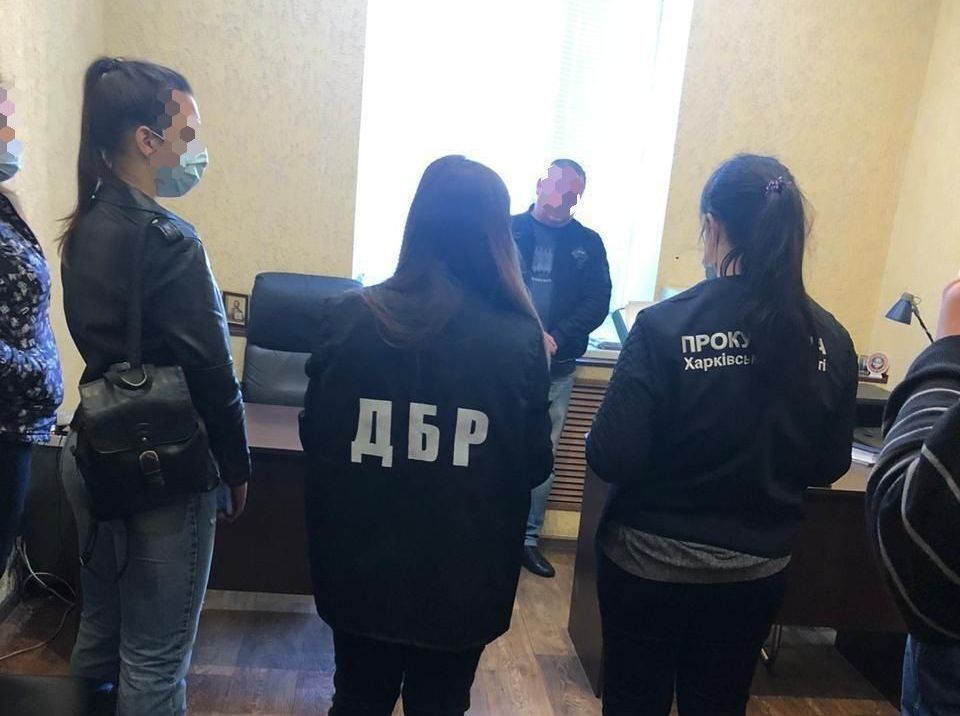 Приховували вбивство, вчинене з особливою жорстокістю: двоє поліцейських постануть перед судом