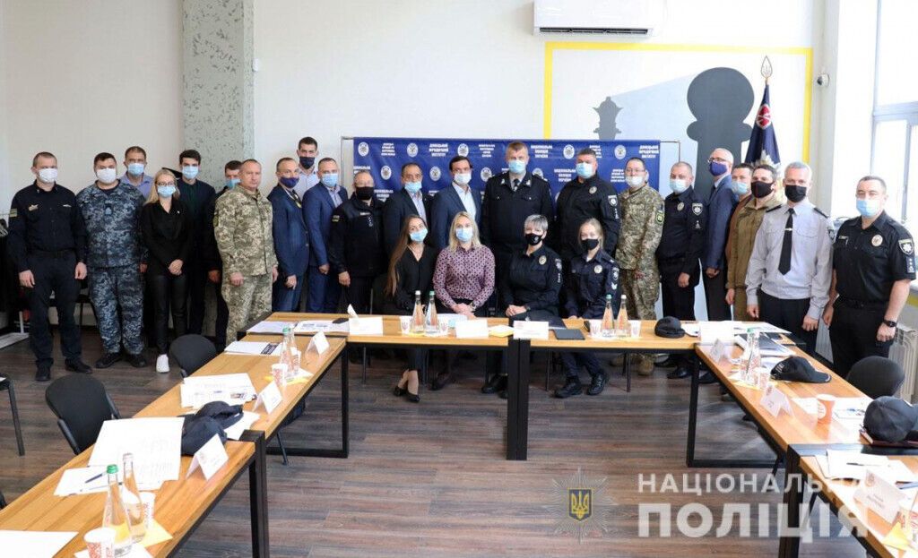 Поліція Донеччини підготувала сили для відновлення публічної безпеки на тимчасово окупованих територіях