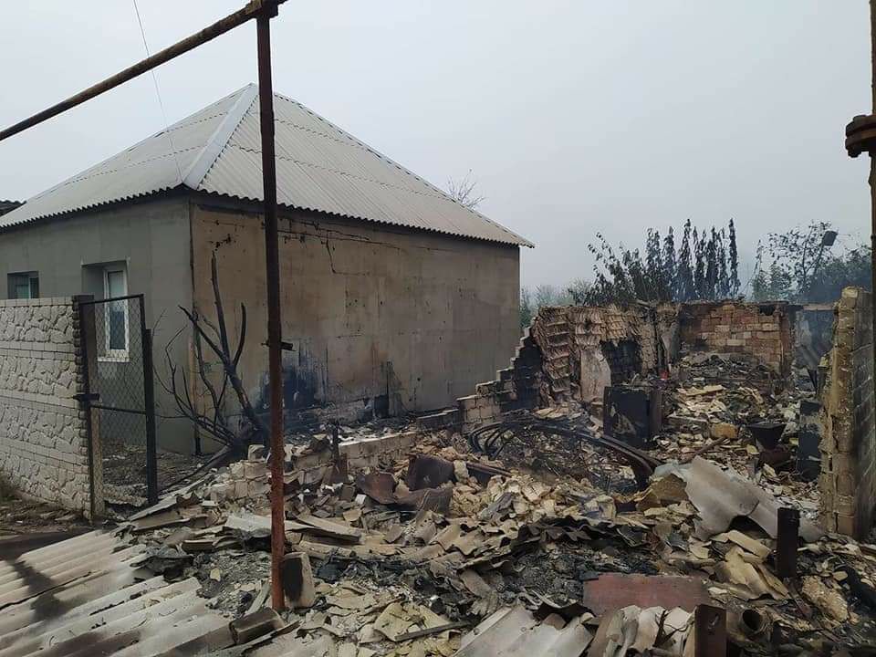 Масштабні пожежі вздовж лінії розмежування на Луганщині – розпочато кримінальні провадження