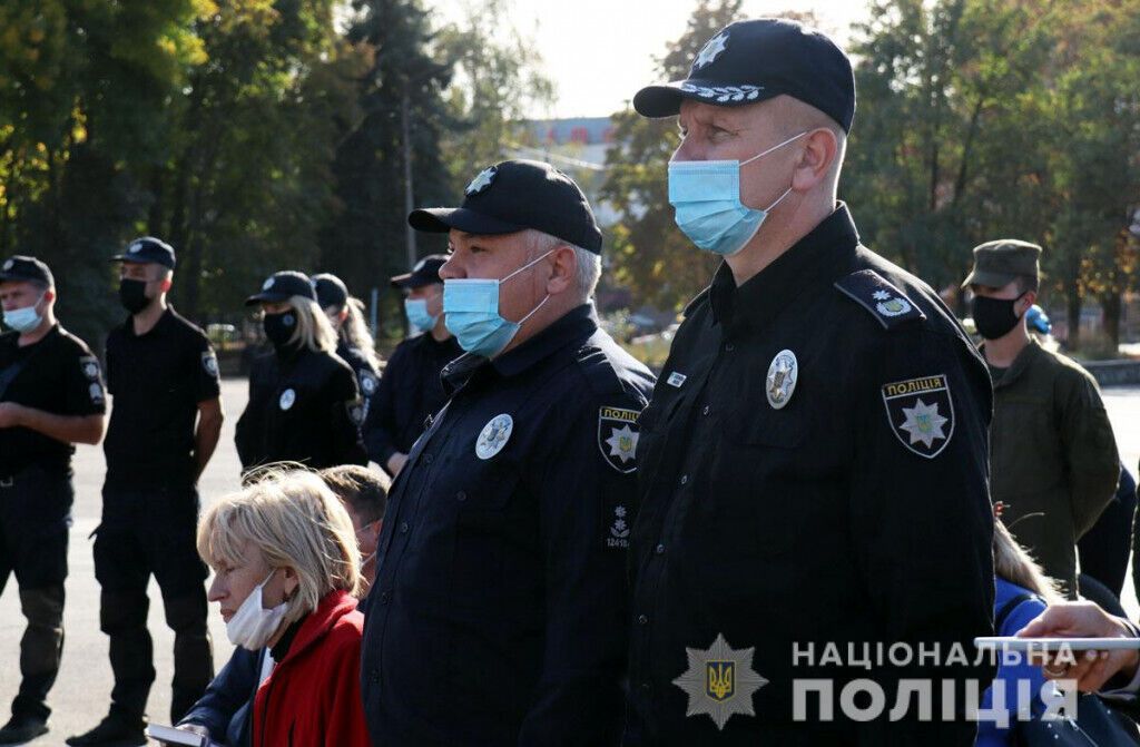 У Слов’янську презентували книгу з хронікою битви за місто під час збройної агресії РФ на сході України