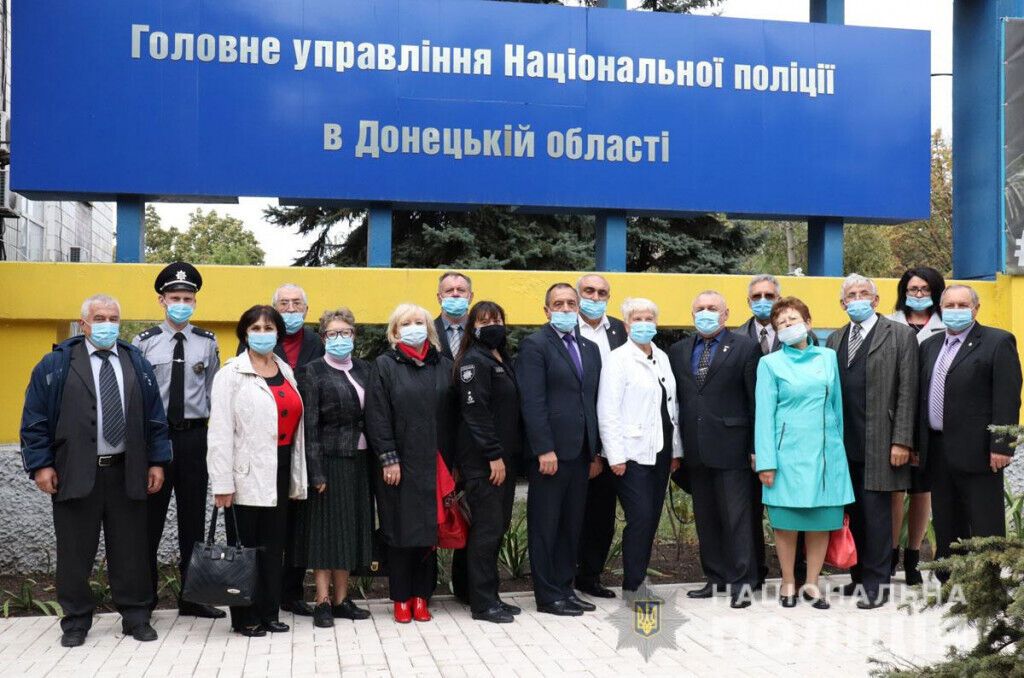 Колишніх правоохоронців не буває. На Донеччині ветерани ОВС МВС України ознайомилися з сучасною службою в поліції