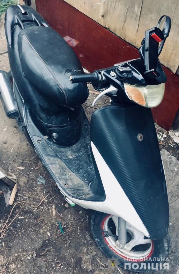 В Одесі поліцейські викрили молодика, який незаконно заволодів мопедом свого друга