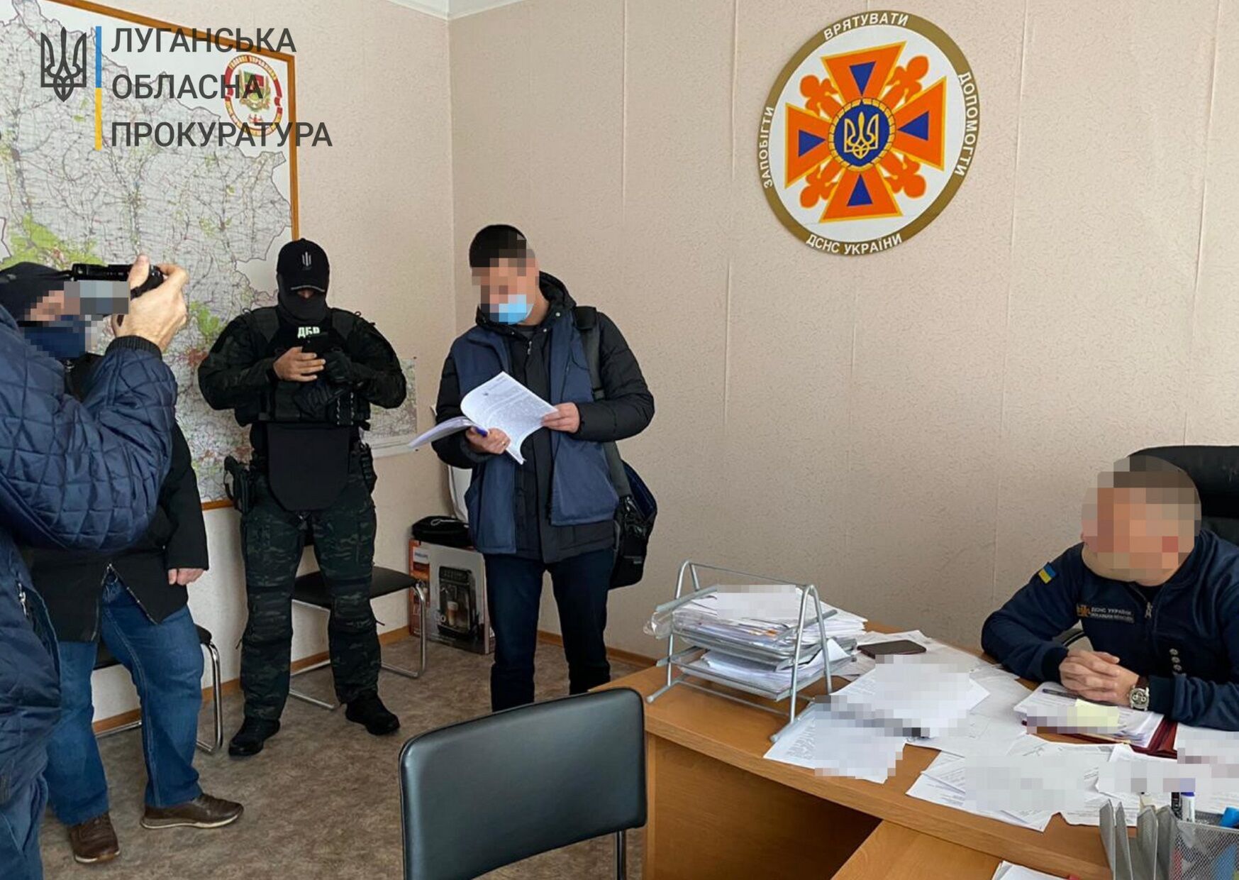 Службова недбалість, що призвела до тяжких наслідків під час пожеж на Луганщині – у ДСНС проведено обшуки (ФОТО)