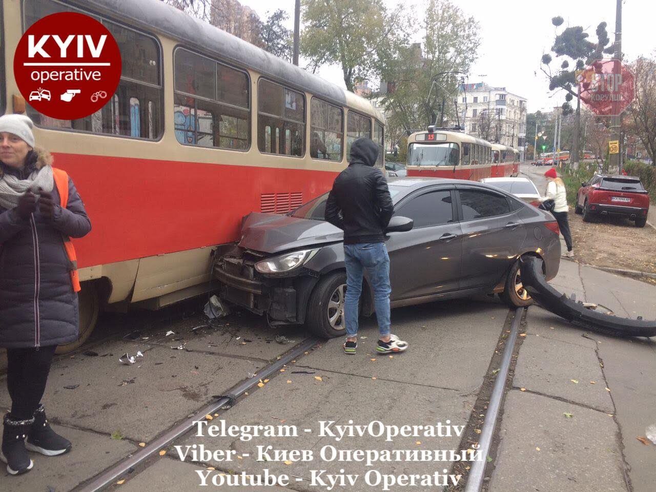  Фото: Киев Оперативный