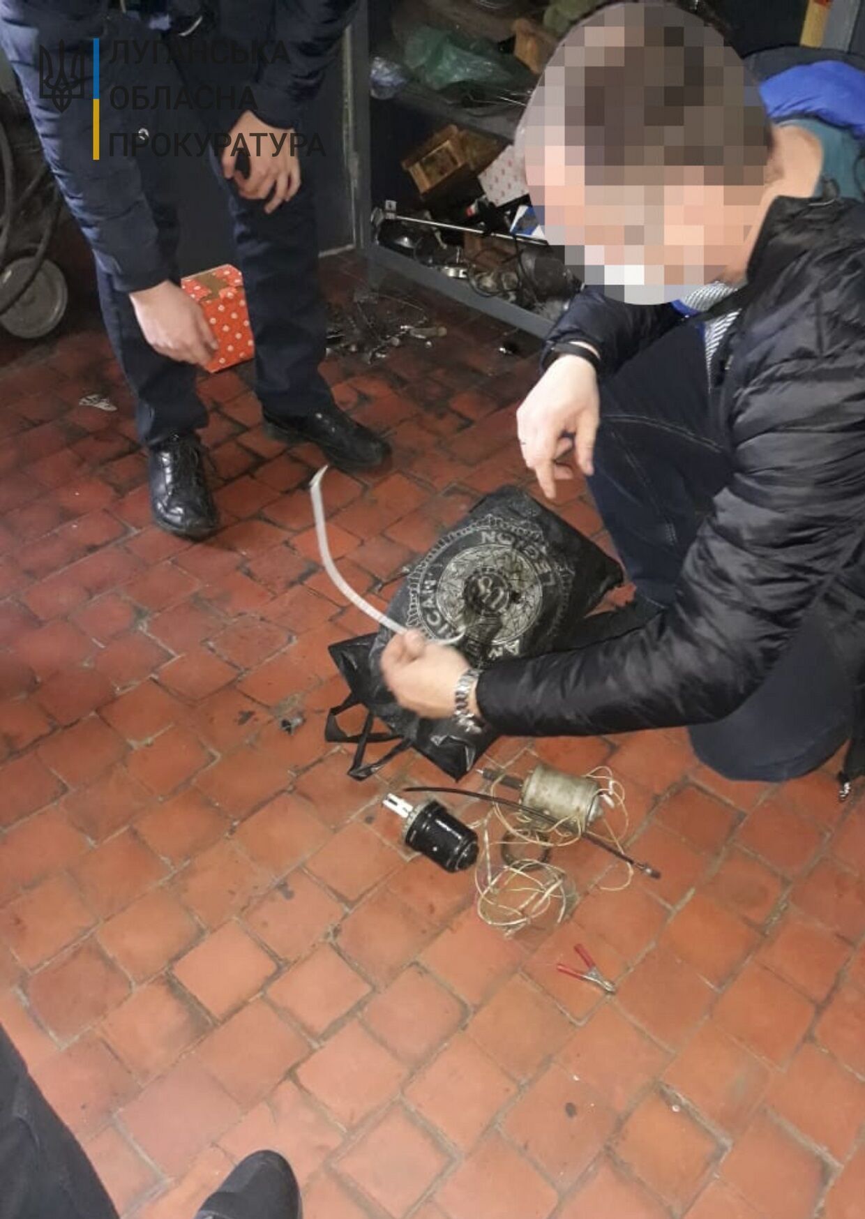Службова недбалість, що призвела до тяжких наслідків під час пожеж на Луганщині – у ДСНС проведено обшуки (ФОТО)