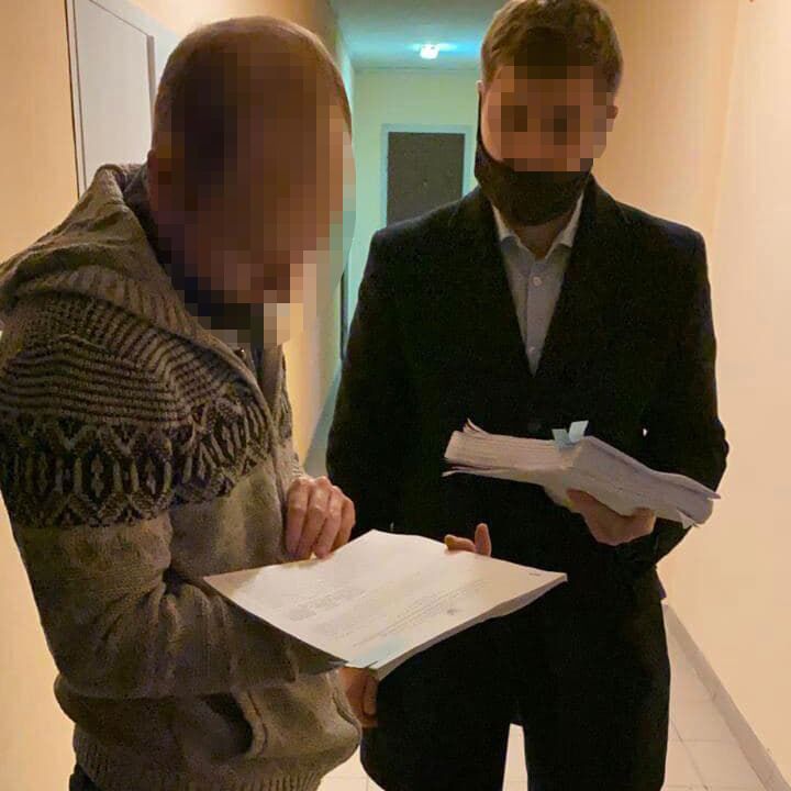 Підробка сертифікатів на завезені з ЄС та США автомобілі – викрито організовану злочинну групу (ФОТО)