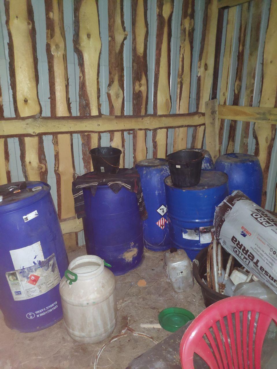 8  нарколабораторій та 40 кг наркотиків  - на Чернігівщині викрито організовану злочинну групу (ФОТО)