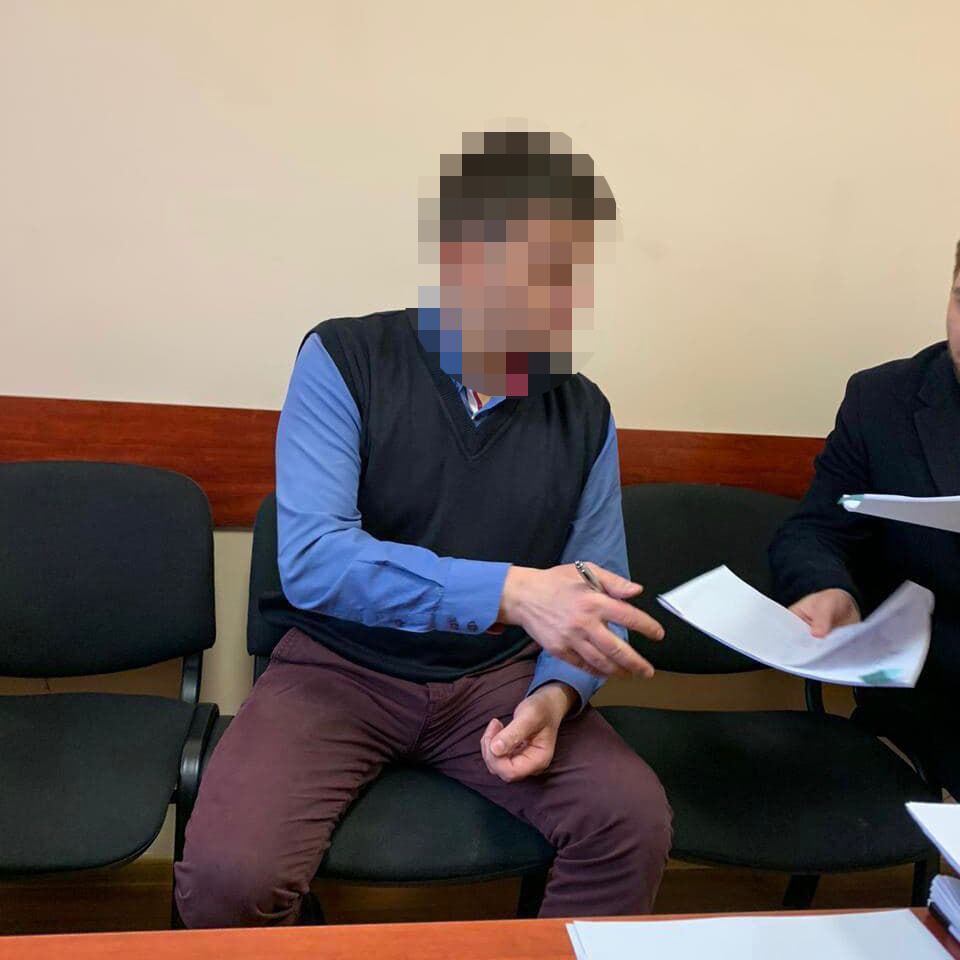 Підробка сертифікатів на завезені з ЄС та США автомобілі – викрито організовану злочинну групу (ФОТО)