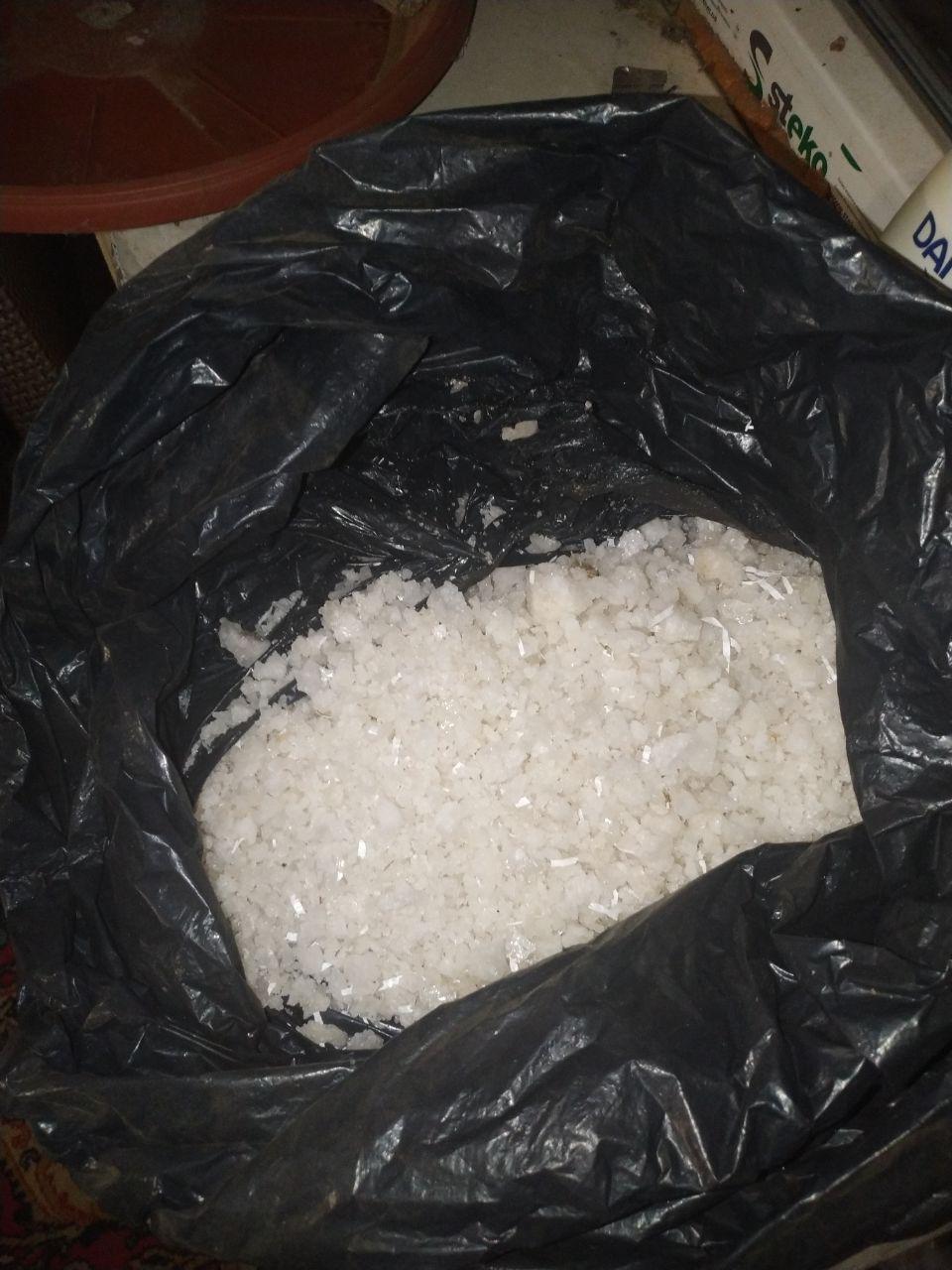 8  нарколабораторій та 40 кг наркотиків  - на Чернігівщині викрито організовану злочинну групу (ФОТО)