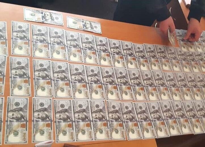 Підбурювання до надання 12 тис дол США хабара та шахрайство – судитимуть податківця на Житомирщині (ФОТО)