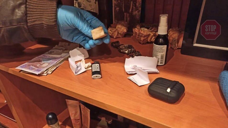 Розбещував неповнолітніх і знімав з ними відео: на Житомирщині 36-річному збоченцю повідомлено про підозру