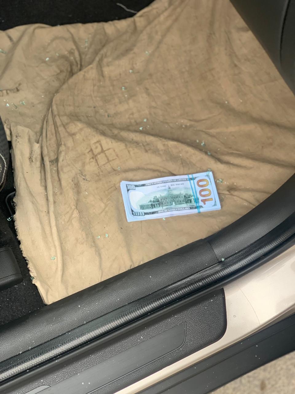 Затримано чоловіка, який погрожував вбивством і вимагав 26 800 доларів США (ФОТО)