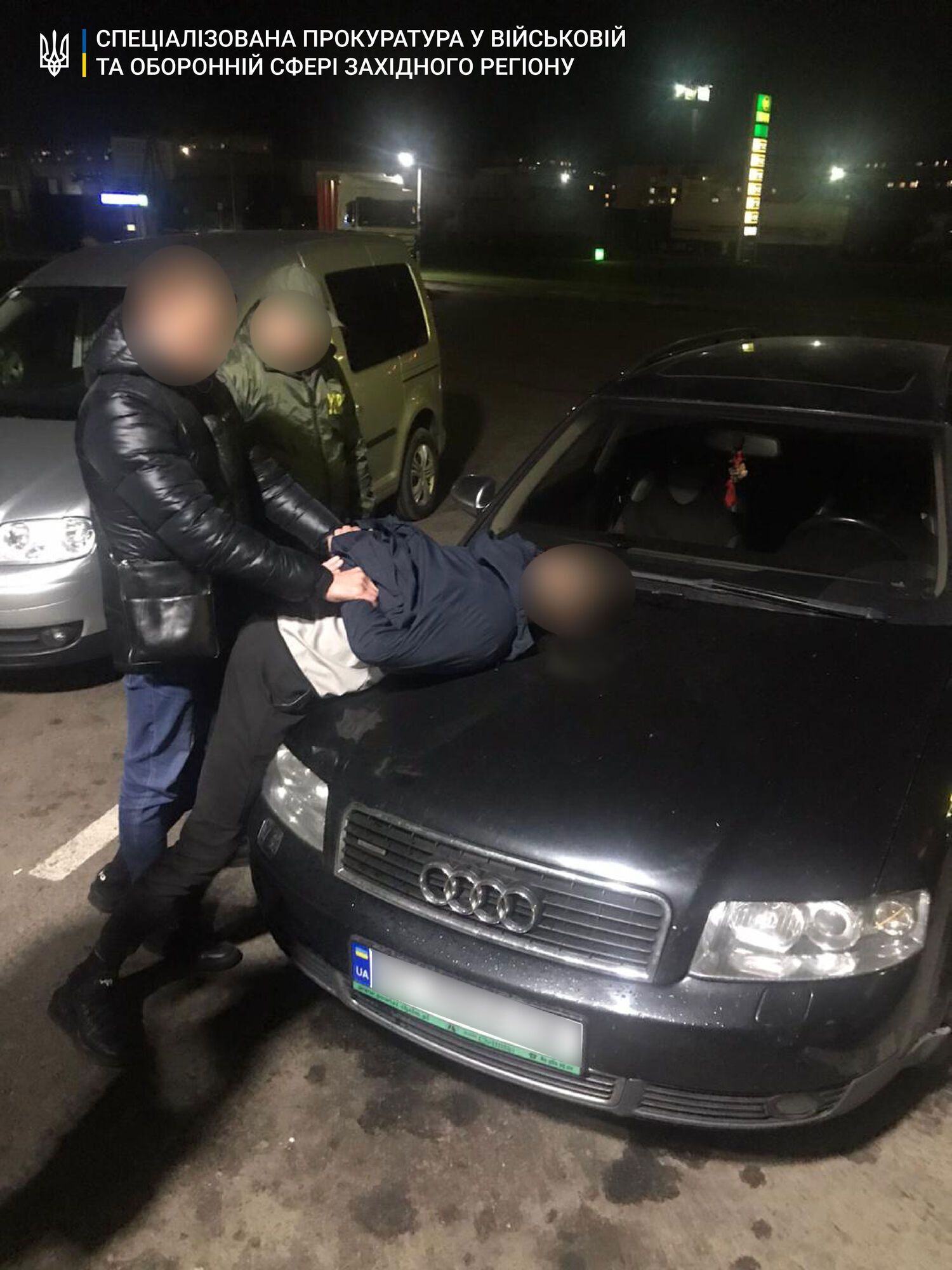 Інспектора Луцького прикордонного загону викрито на хабарі