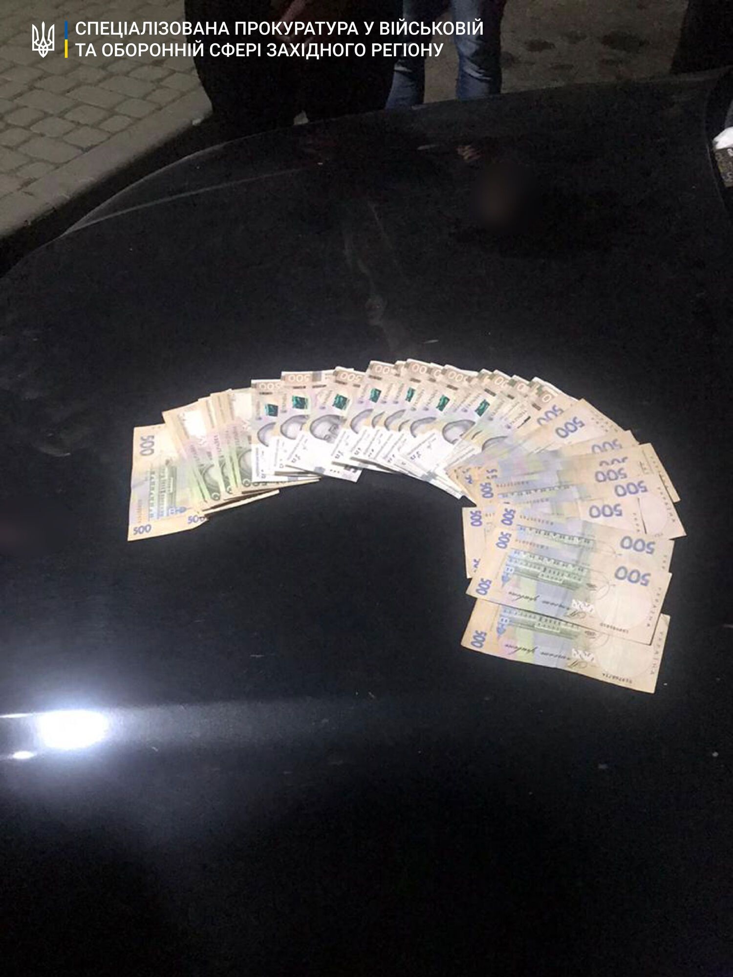 Інспектора Луцького прикордонного загону викрито на хабарі