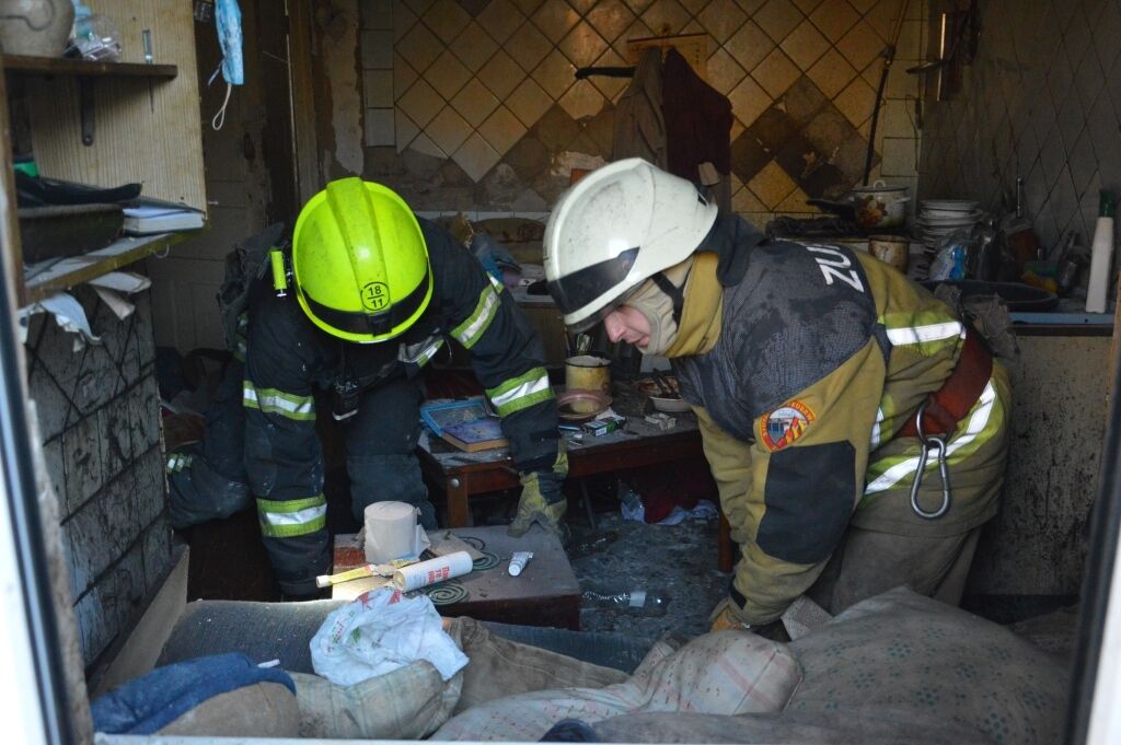 м. Дніпро: врятовано чоловіка, який постраждав від вибуху газу (ВІДЕО)