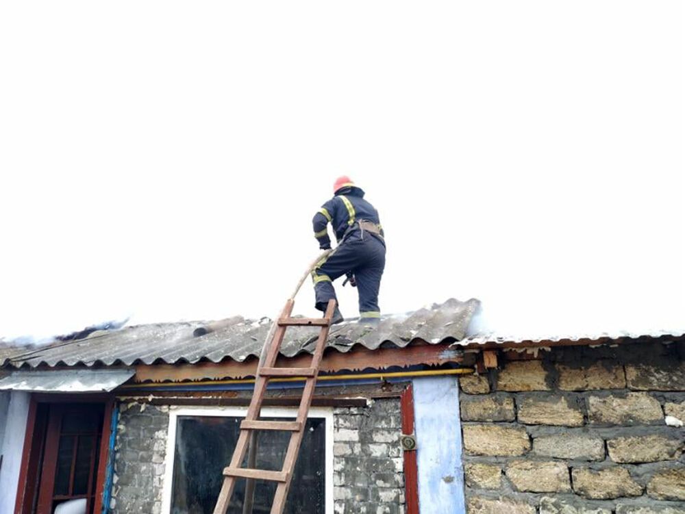 Миколаївська область: рятувальники ліквідували пожежу літньої кухні