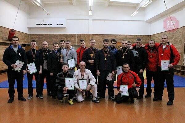  Анатолій Примак - крайній праворуч Фото: Новы час