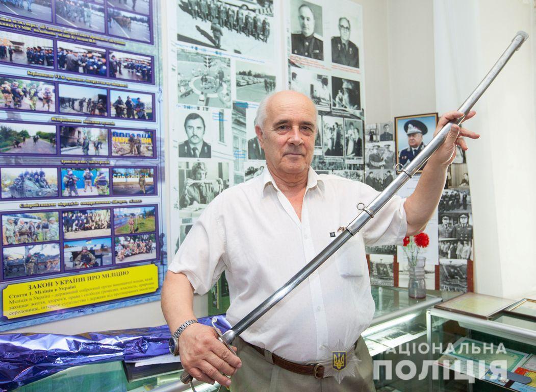 Директор музею поліції Одещини присвятив життя правоохоронним органам, аби передати свій досвід нащадкам