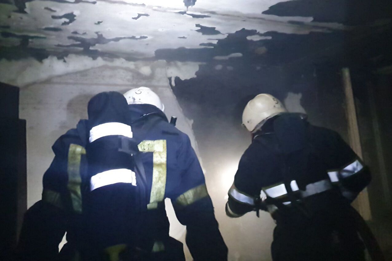 На Хмельниччині пожежа у квартирі житлового будинку забрала життя 62-річного чоловіка