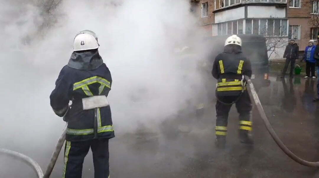 Київська область: ліквідовано загоряння легкового автомобіля