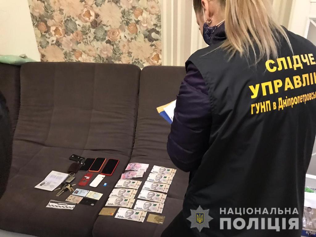 Слідчі Дніпропетровської області ліквідували злочинне угруповання, яке спеціалізувалося на вчиненні тяжких злочинів