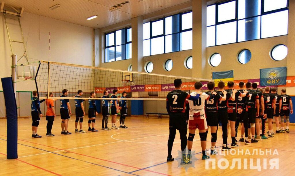 Волейбольна команда поліції Донеччини замкнула трійку лідерів у турнірній таблиці Чемпіонату України (ВІДЕО)