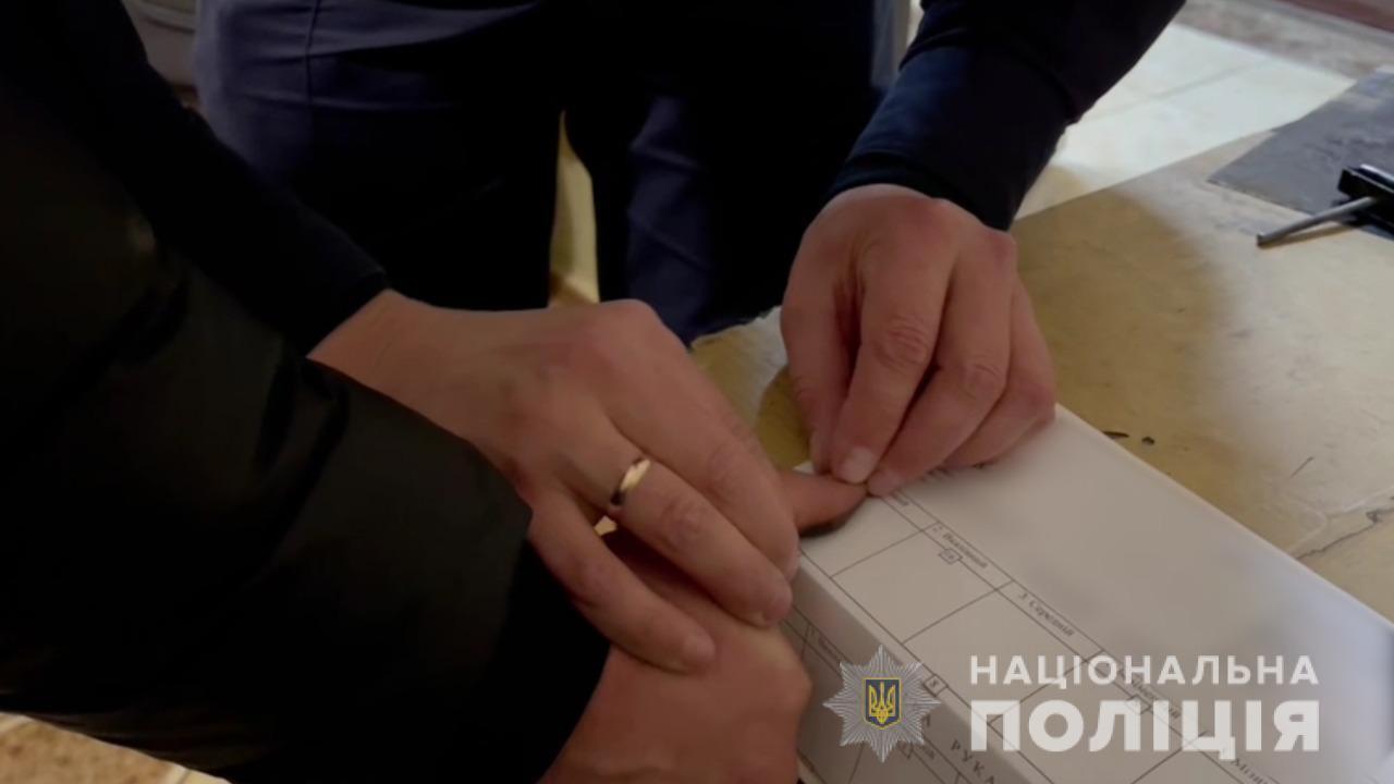На Одещині поліцейські затримали двох іноземців за підозрою у скоєнні розбійного нападу на киянку