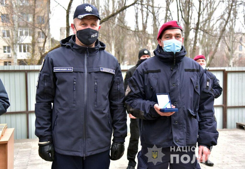 На Донеччині відзначили бійців роти поліції особливого призначення