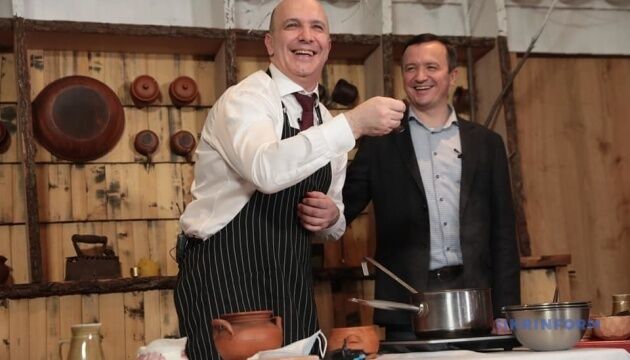 Кулінарний батл урядовців: стало відомо, чий борщ - найсмачніший