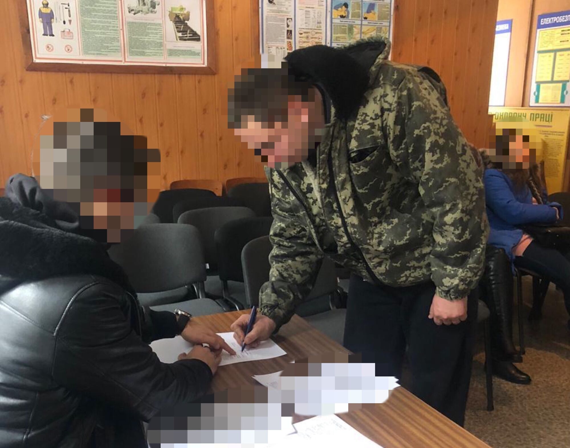 Майже 5,6 млн грн збитків – на Харківщині судитимуть 11 працівників лісгоспу (ФОТО)