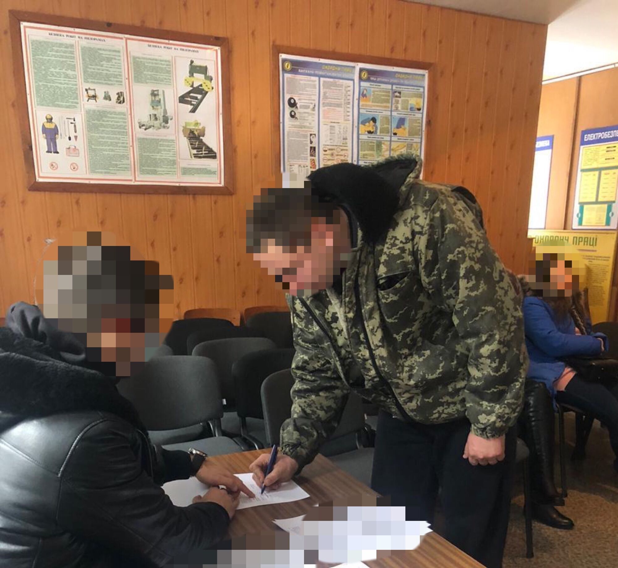Майже 5,6 млн грн збитків: 11 працівників лісгоспу постануть перед судом