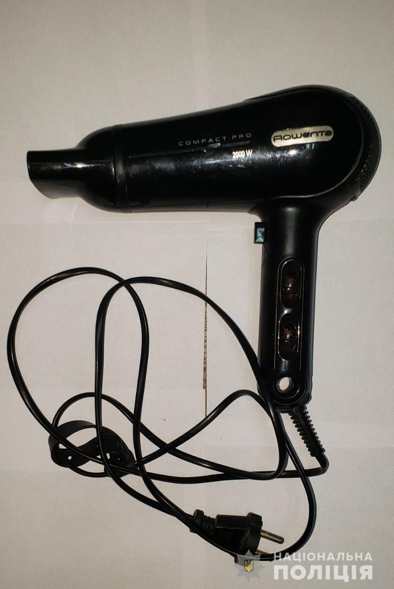 Правоохоронці затримали двох жінок, які обікрали помешкання одесита