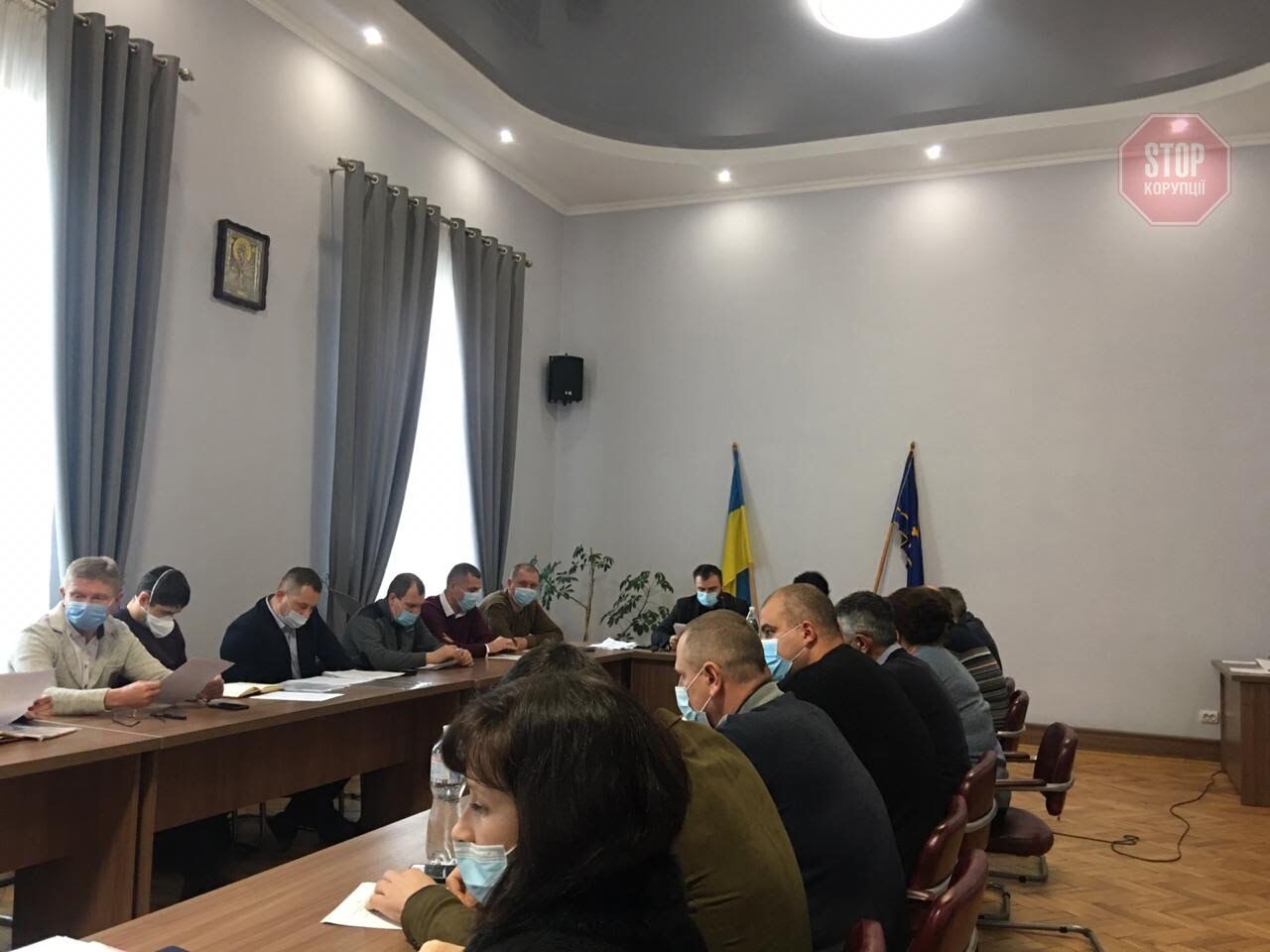  Перше засідання 2 сесії Бережанської міської ради VIII скликання. Фото: СтопКор