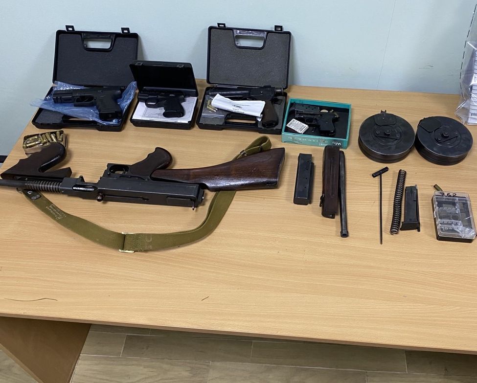 Викрито транснаціональну групу торговців вогнепальною зброєю (ФОТО)