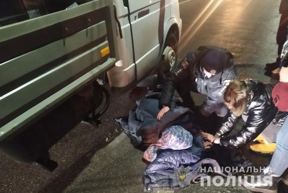 Поліцейські Київщини врятували маленьку дівчинку, яка постраждала в дорожньо-транспортній пригоді 